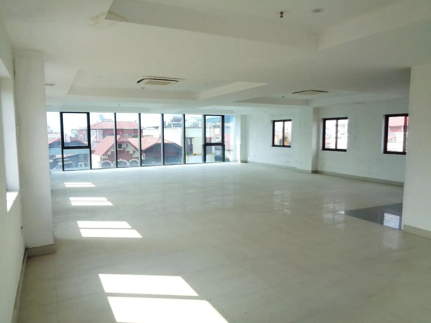 Bán nhà văn phòng Trần Quý Kiên Trần Đăng Ninh Cầu Giấy 45 chỗ 77m2, 23 tỷ, 7 tầng, siêu hiếm