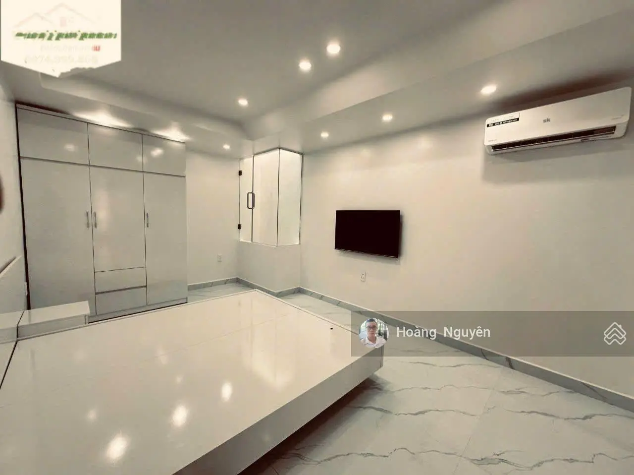 Bán nhà 4 tầng mặt đường Trại Lẻ gần Aeon kinh doanh buôn bán tốt