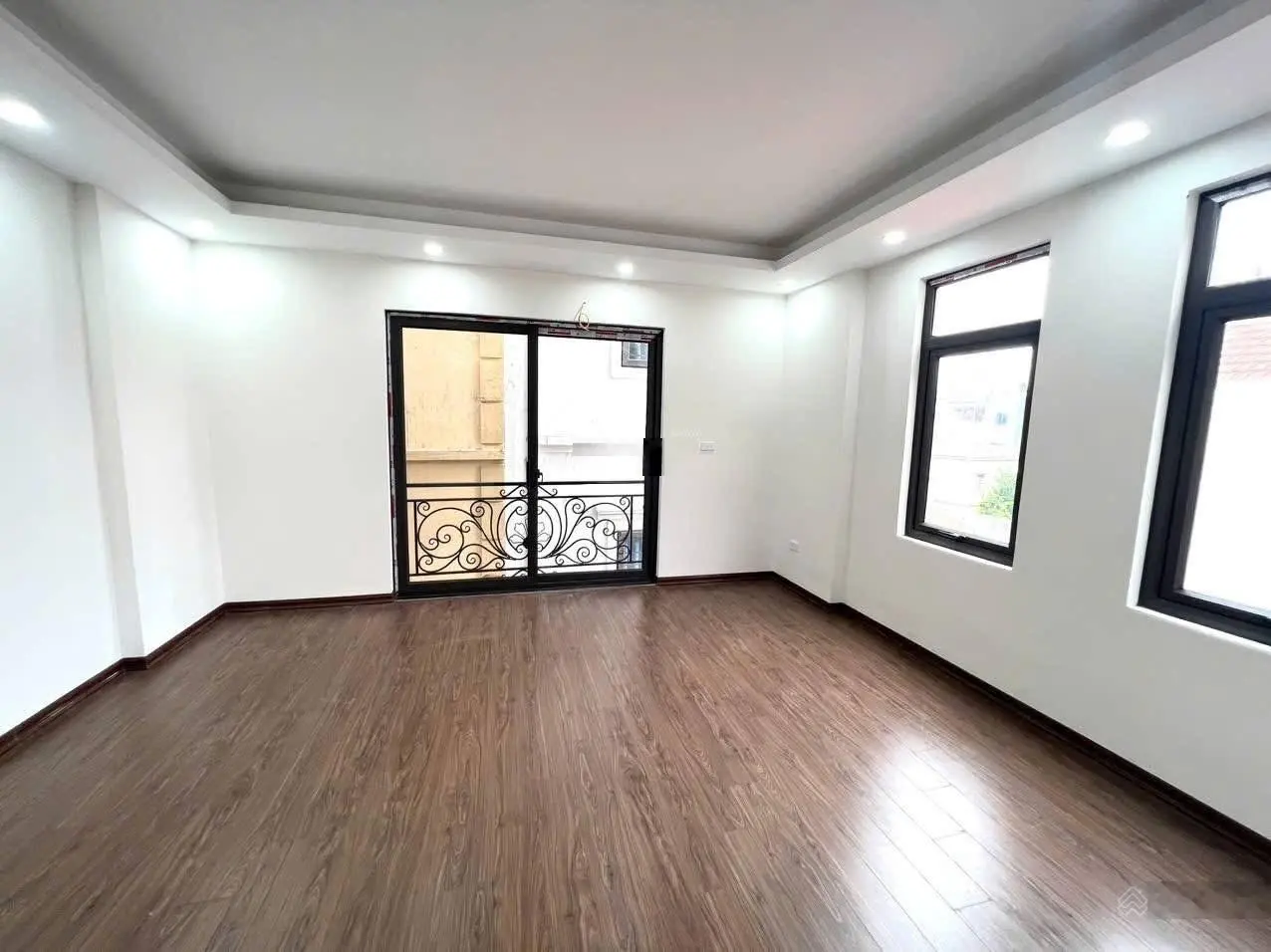 Bán Nhà Riêng tại Tả Thanh Oai, 8,5 tỷ, 40 m2, giá siêu hời, view đẹp
