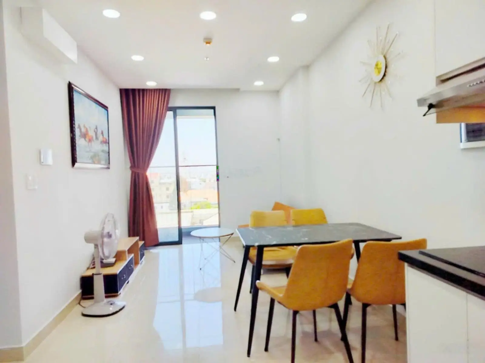 Cần bán căn Phúc Đạt Tower giá 2,5 tỉ (Bao hết 102% thuế phí)