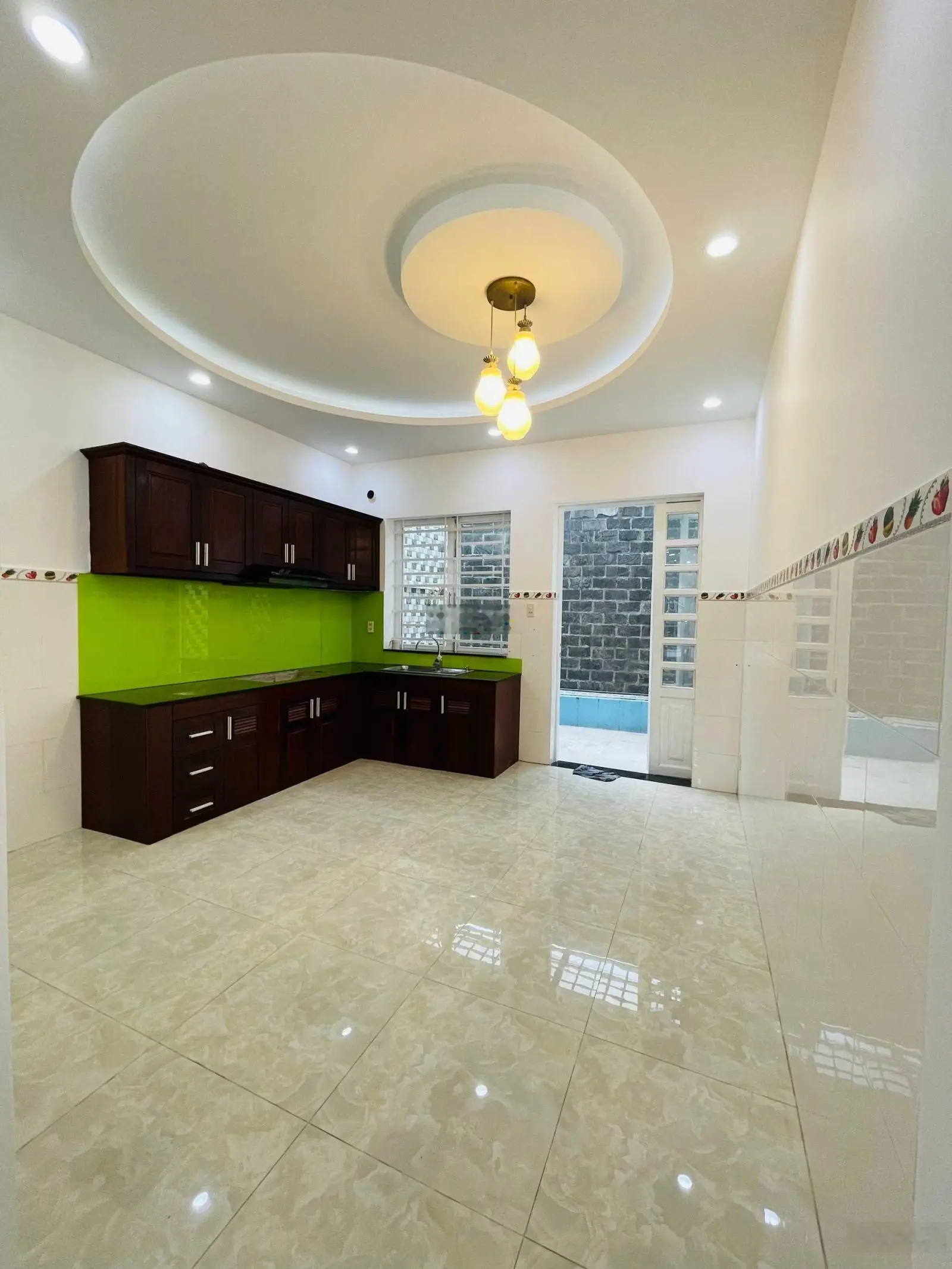 Bán nhà 3 lầu (4x18m) đường số khu Công Ích, Quận 4, P. Phú Mỹ, Quận 7 LH: 0917 796 *** Phương