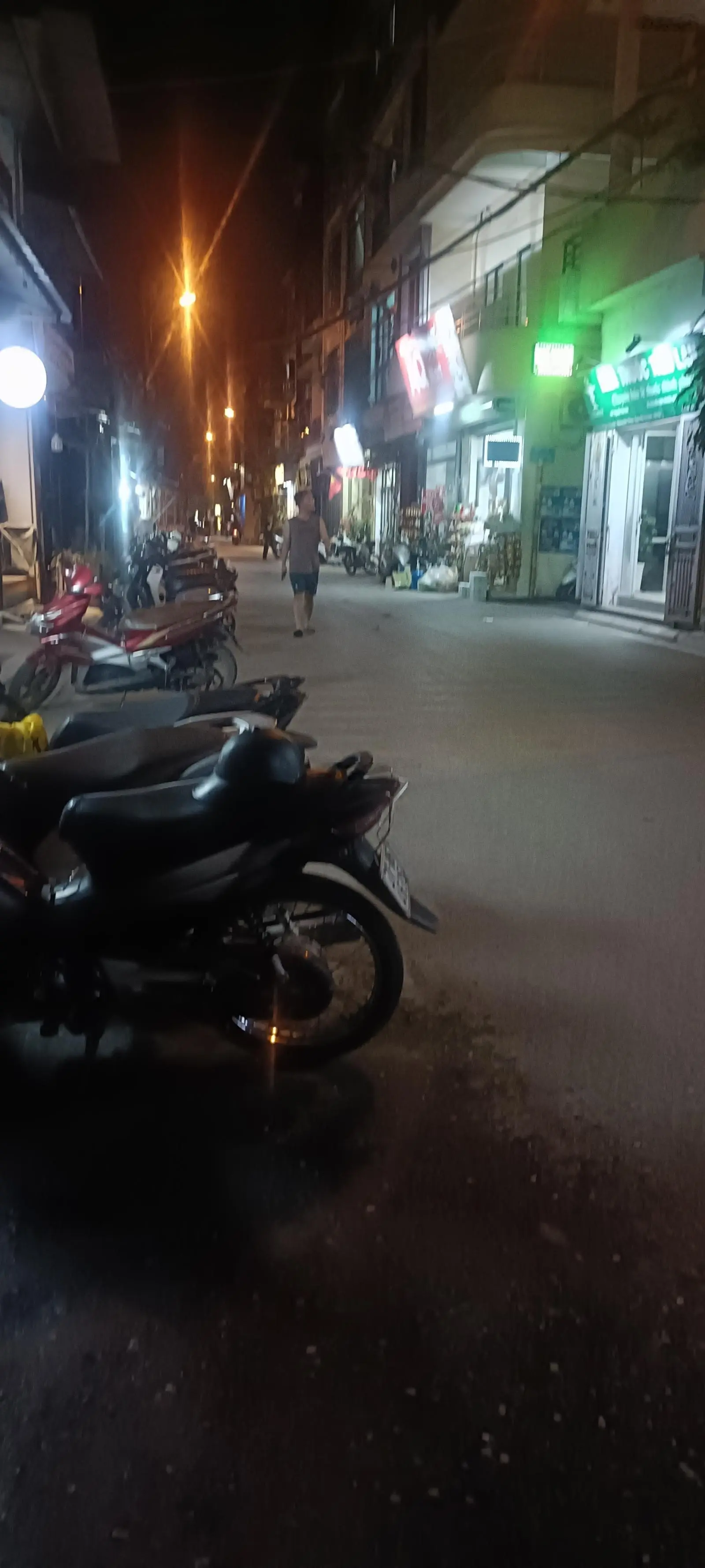 Bán nhà lê văn hiến (cổng hv tài chính). 45m2, 6 tầng, ô tô đỗ cửa, kinh doanh. giá 9.1 tý