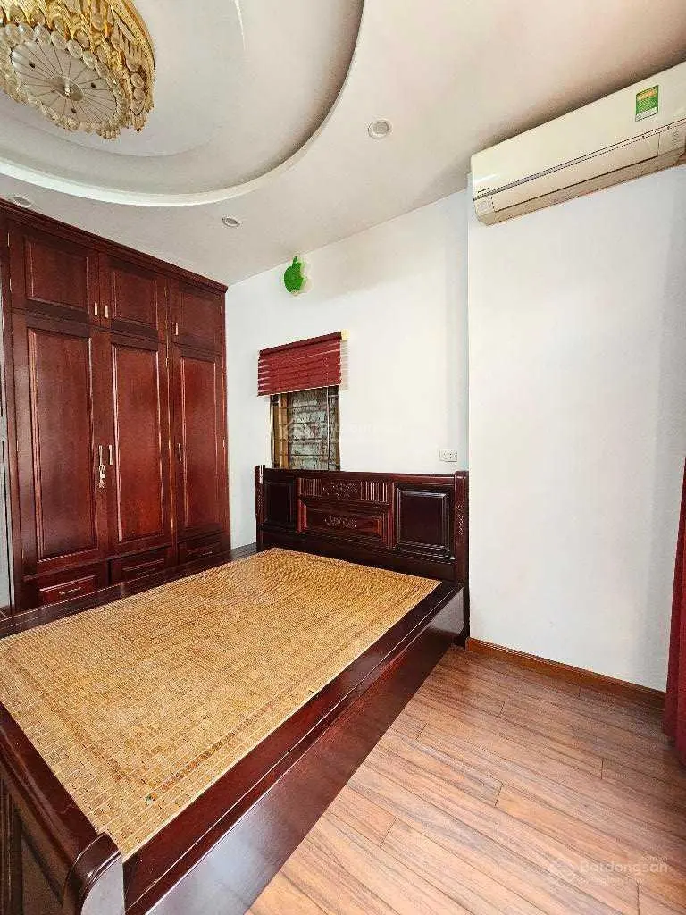 Cần bán nhà - phố Tân Mai - Hoàng Mai - ô tô tránh - vào nhà - tặng lại nội thất - hơn 10 tỷ