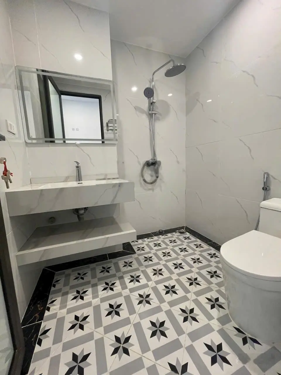 Nhà 6 tầng x 60m2 Phúc Lợi, Long Biên, gara ô tô - ngõ thông, căn góc thang máy giá tốt