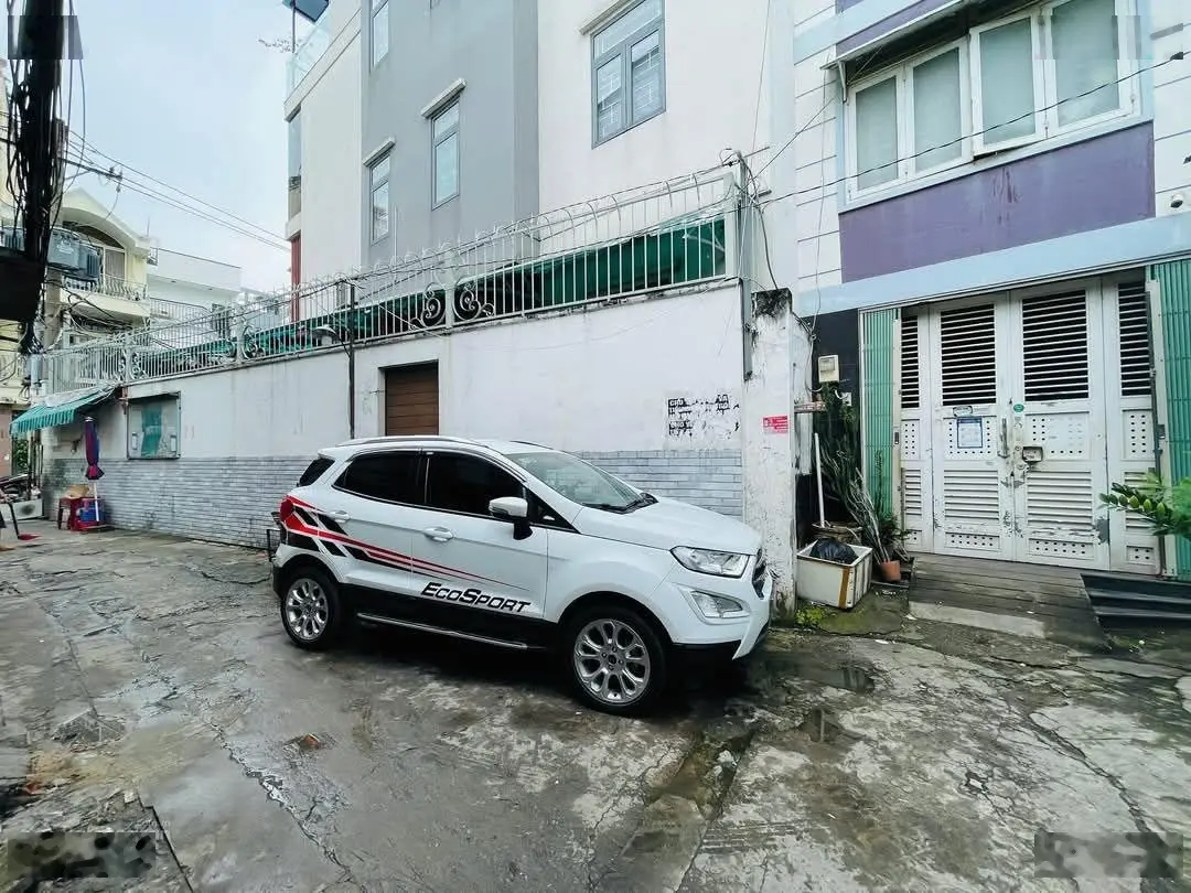 CHDV 6 tầng (8x9m) hẻm xe hơi gần Thích Quảng Đức thu nhập 56 triệu/tháng