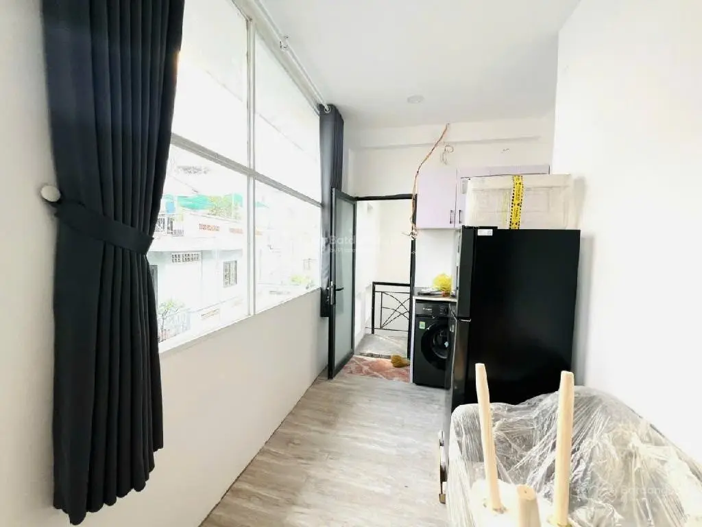 Ngợp bank 14 tỷ. Nhà phố 2 MT chợ + 16P CHDV. 4 tầng. Cho thuê 90tr. 6x21 125m2