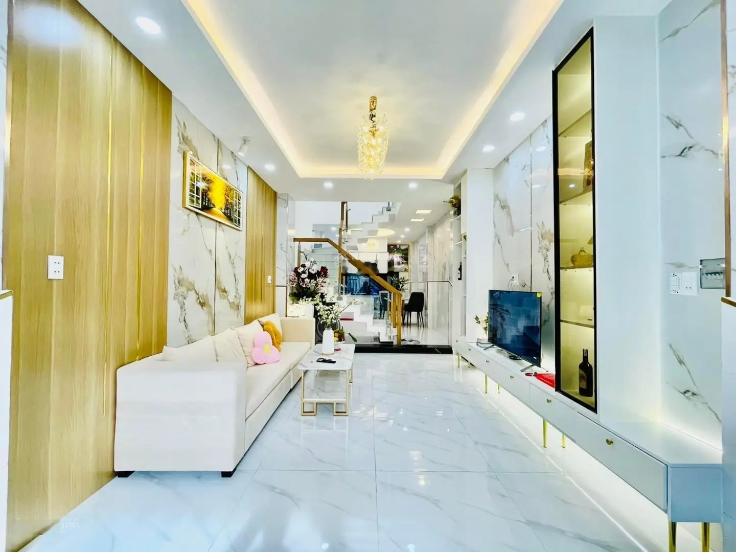 Còn sót cuối năm!! Nhà HXH Trần Văn Đang, P11, Quận 3. DT 39m2, Giá 2tỷ350, nhà đang trống, SHR