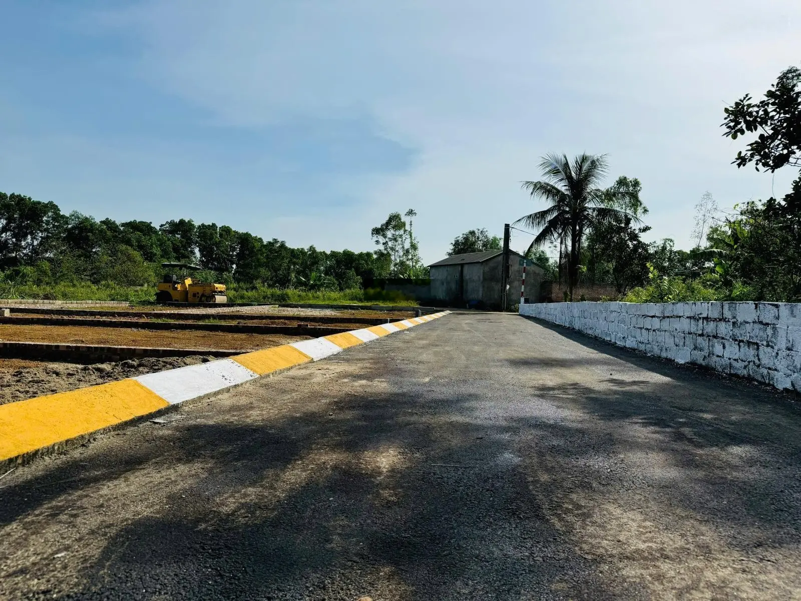 Bán đất tại xã tân xã, cách cnc hoà lạc và trường fpt 1km. giá chỉ với 2,8 tỷ vnd, diện tích 73,6m2