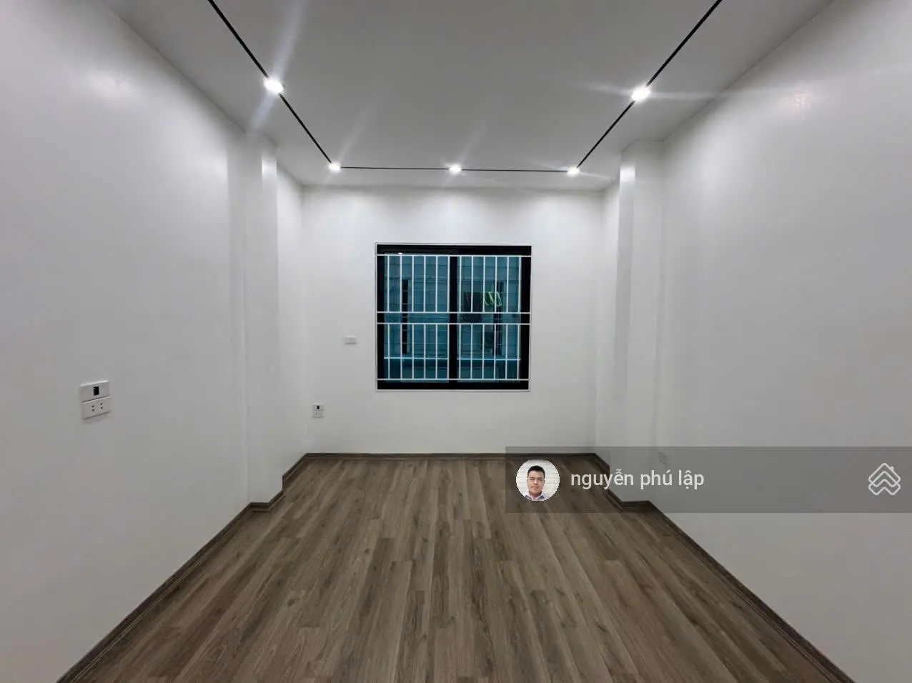 Cực hiếm! Chủ nhà bán gấp dọc Đại Lộ Thăng Long 3T*42m2, cách Mỹ Đình 10km giá 3,5 tỷ