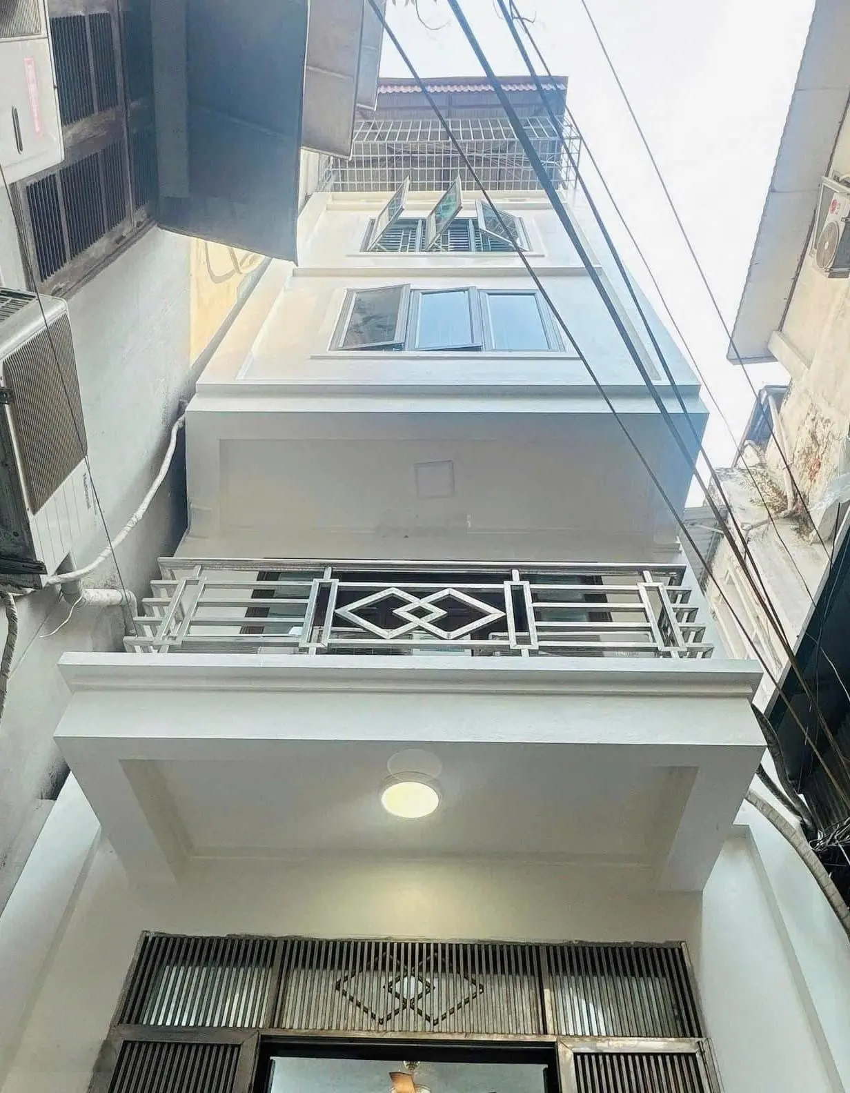 10.2 tỷ - 36m2 - lô góc - ô tô - ngõ thông - kdol - 20m ra phố - Trần Đại Nghĩa - HBT