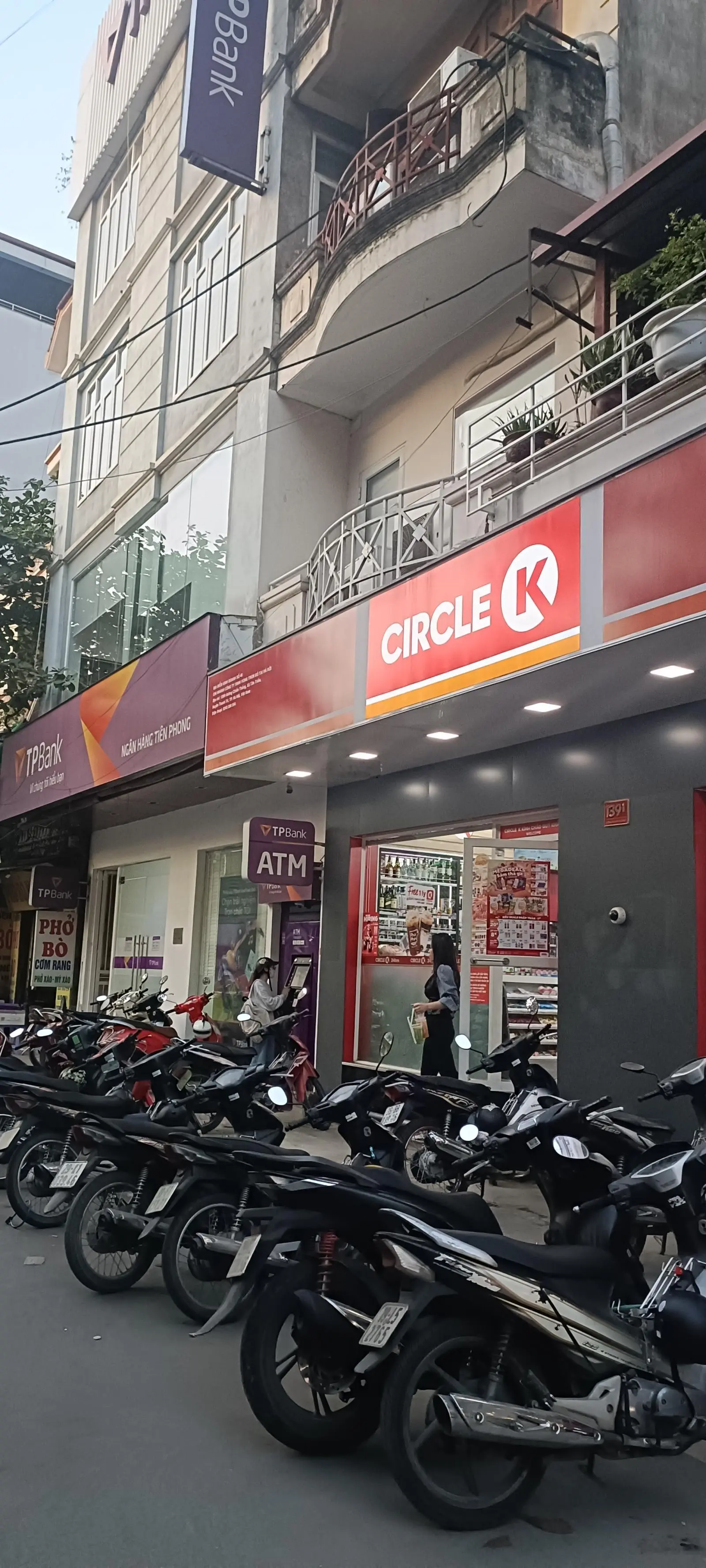 CCMN Văn Quán, Hà Đông Dt 51m2, 6 tầng thang máy, 12 p kk giá nhỉnh 10 tỷ, gần ô tô