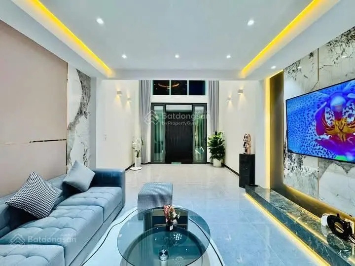 Siêu phẩm nhà ngộp đ.Nam Cao, Quận 9. Giá 2,35 tỷ, DT 64m2, LH Như 0766372453, sang tên ngay