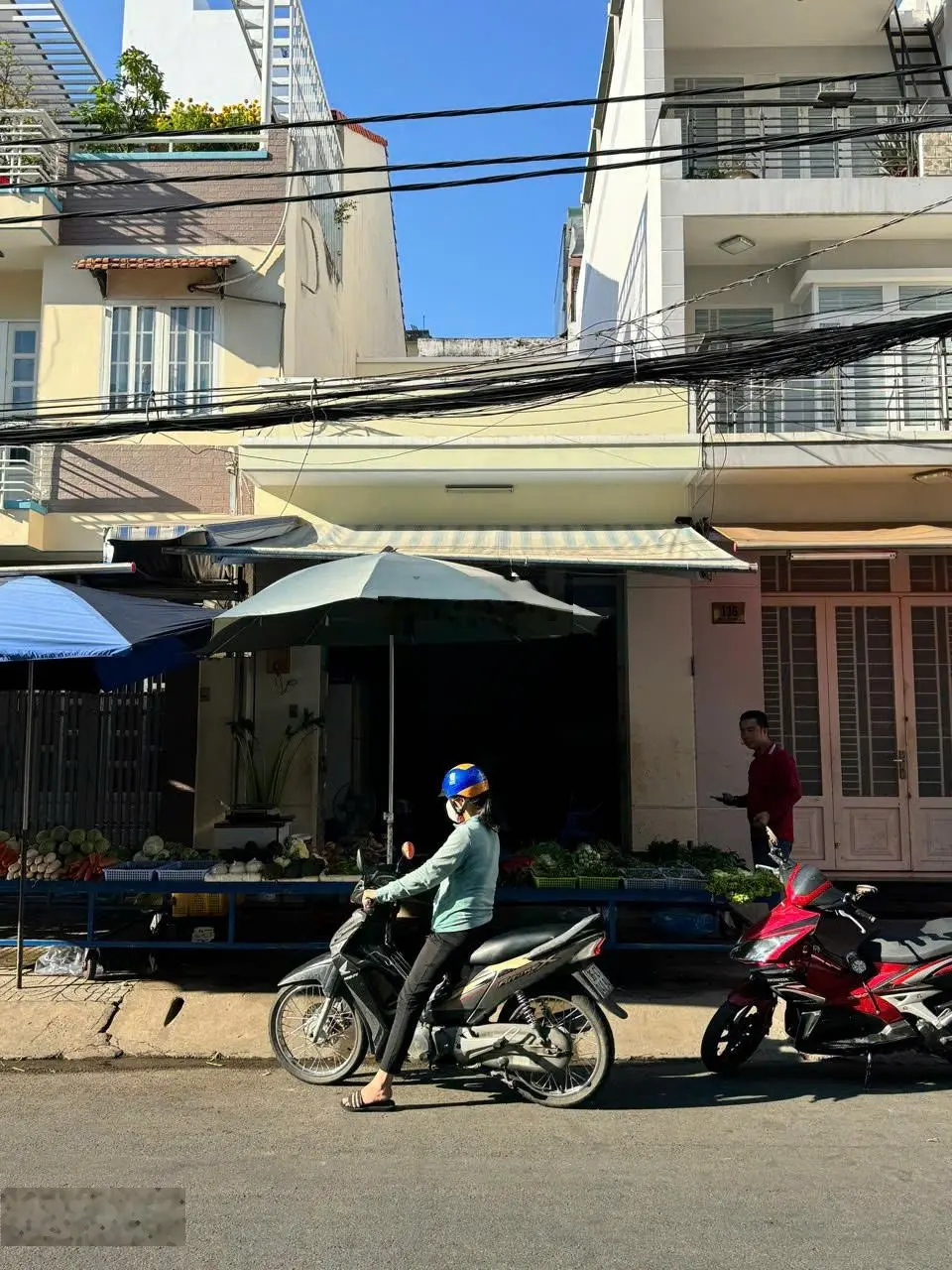Bán nhà mặt tiền chợ Tân Quy đường số 17 - 4 x 15 m - 1 trệt, 1 lầu - giá: 11.5 tỷ (TL)