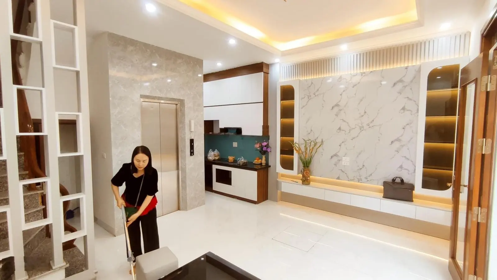 Bán nhà riêng 7,2 tỷ, 34m2, 4PN + 5WC tại Hoàng Mai, Giáp Bát, 6T thang máy
