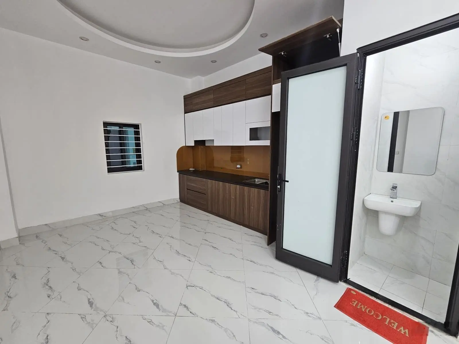 Bán nhà Cầu Giấy, 56 Khúc Thừa Dụ, 40m2, 4 tầng, MT 3,6m giá rẻ