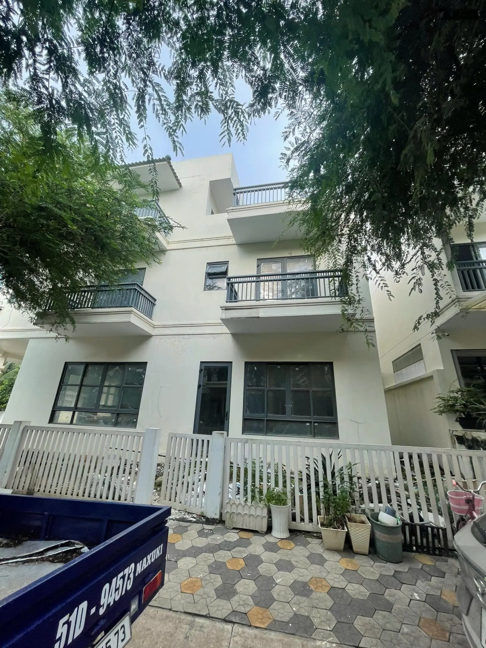 CẦN BÁN BIỆT THỰ SENTURIA 150M CĂN GÓC 2 MẶT VIEW CÔNG VIÊN CHÍNH CHỦ