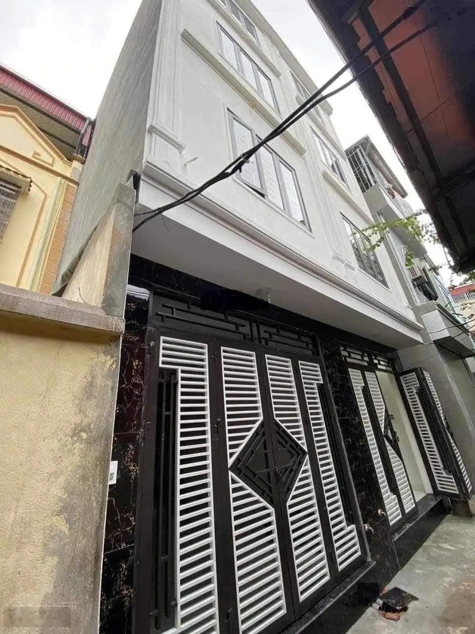 Hiếm có 5 tỷ nhỉnh - 45m2 nhà đẹp lô góc - tiện ích bạt ngàn - gần phố - ngõ nông