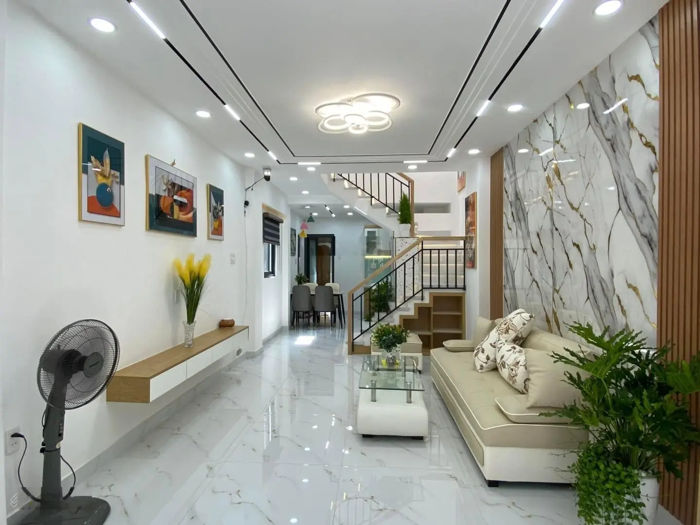 Bán nhà Nguyễn Văn Nghi, P7, Gò Vấp. Nhà mới, bao đẹp. SHR, pháp lí chuẩn. giá 2 tỷ