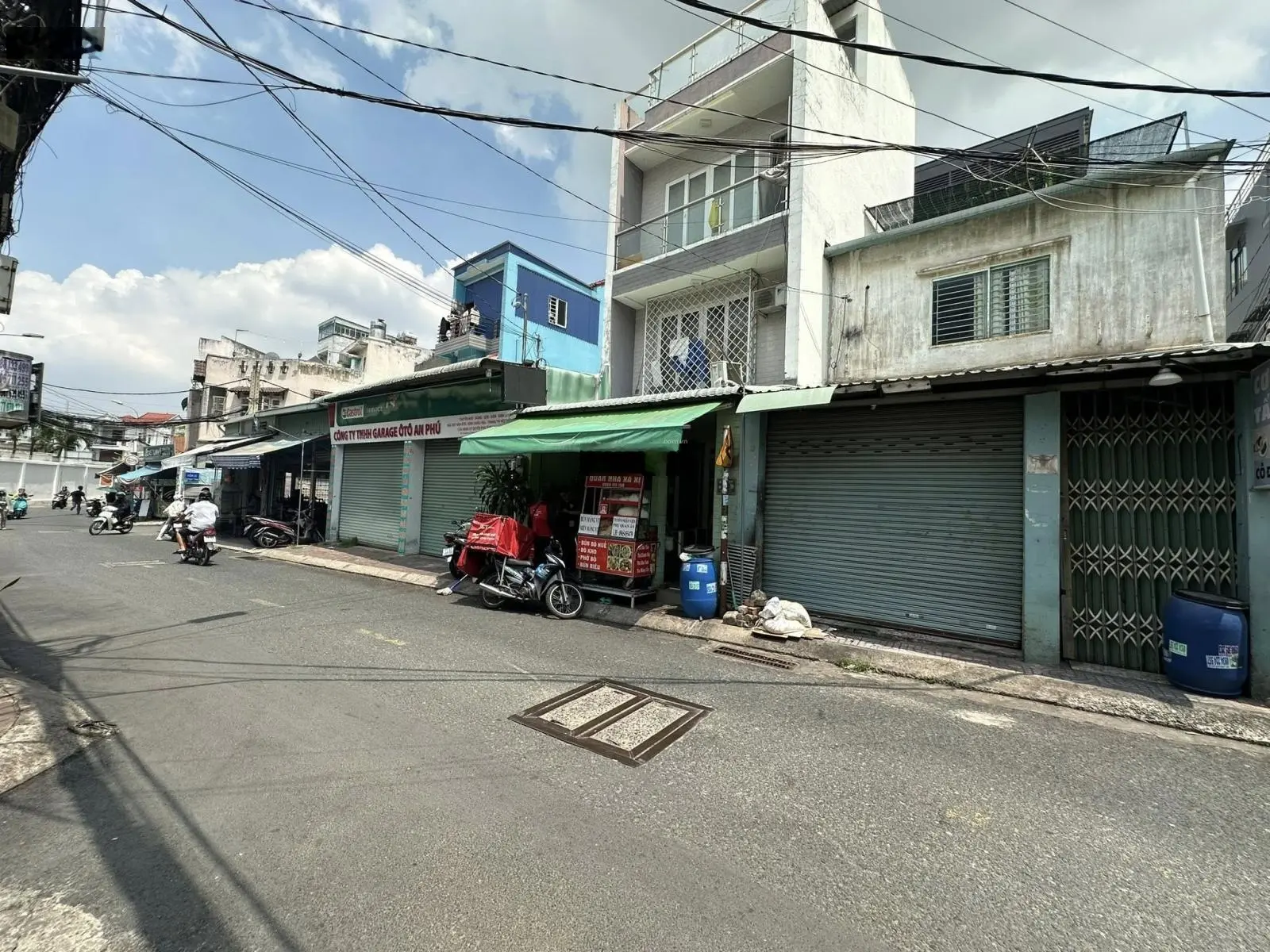 Cực hot bán nhà mặt tiền đường xe tải ngay cổng sau trường DH Ngân Hàng, Thủ Đức. Gía nhỉnh 5 tỷ