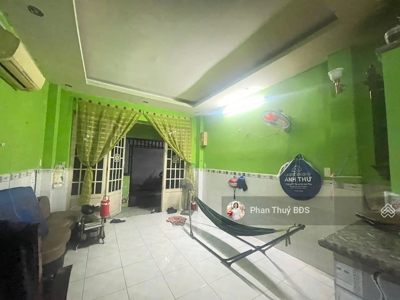 Nhà 2 lầu 37 m2 ngay gần vạn phúc 37 m2 giá 2,650