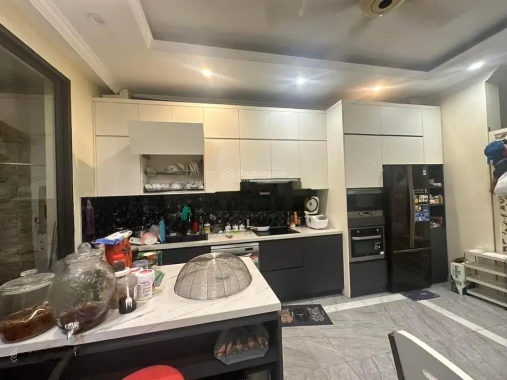 Bán nhà trung tâm phố Ngọc Lâm - 5 tầng thang máy - 5m ra mặt phố - 70m2 chỉ 12.5 tỷ