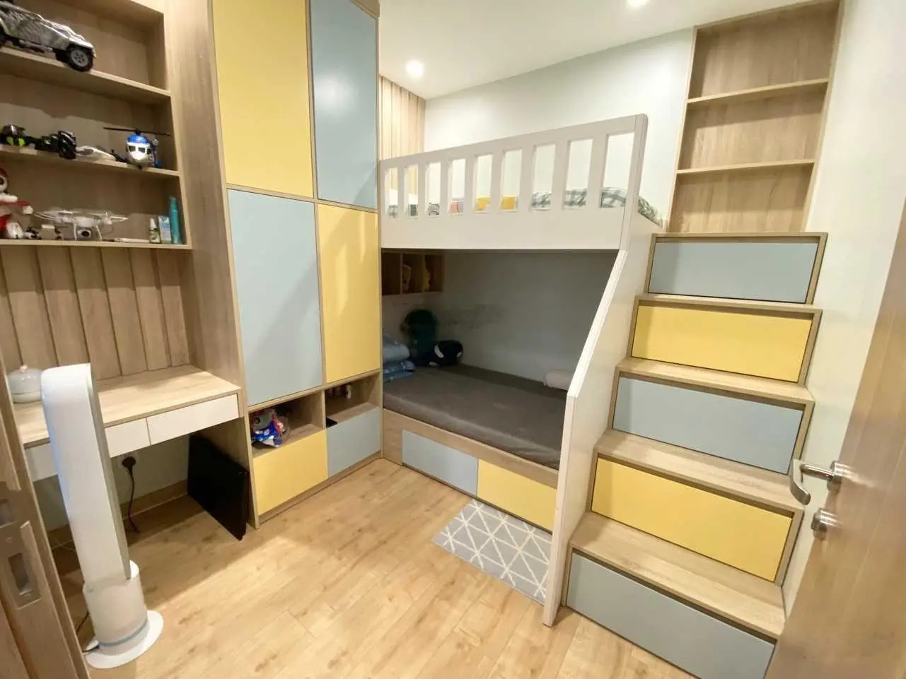 Chính chủ gửi bán nhanh căn hộ 3PN2VS Diện tích 80m2 Chỉ với 3 tỷ 500 Triệu Tại Vinhomes Ocean Park