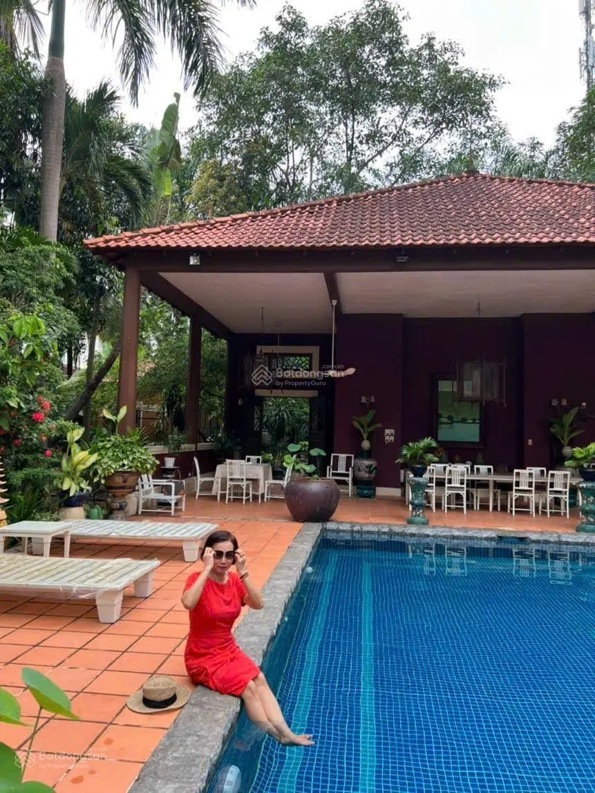 Khu Sinh Thái hơn 4 nghìn m2Với 3 căn Biệt Thự Nguyễn Thị Phố