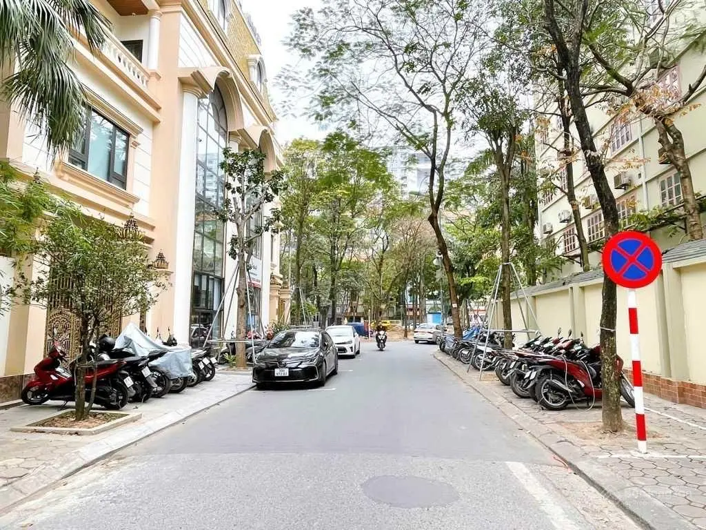 BIỆT THỰ KĐT MỸ ĐÌNH GẦN 300m2 - 6 TẦNG THANG MÁY - 6 Ô TÔ TRÁNH - PHÂN LÔ KINH DOANH - 36mMT.