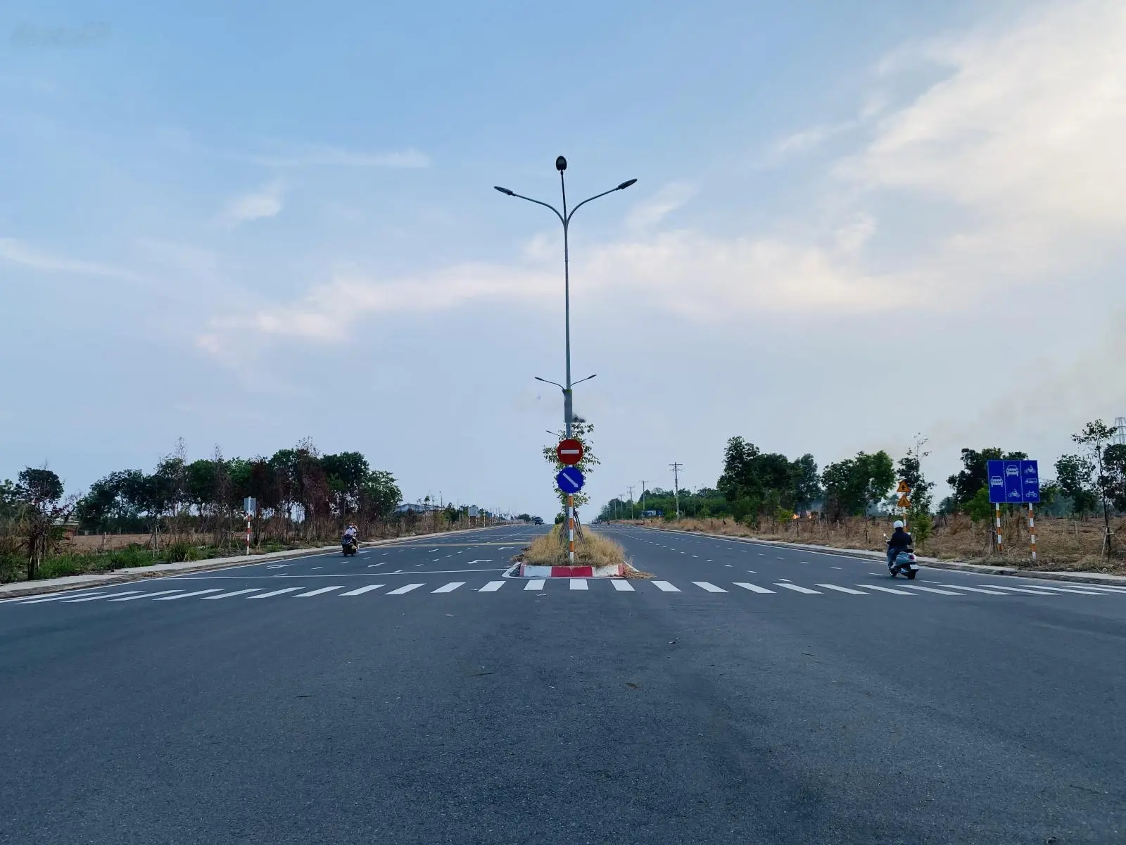 Bán 1 cặp liên kế đường 16m, 240m2 DA HUD Nhơn Trạch. Kênh đầu tư lợi nhuận hàng đầu tại Nhơn Trạch