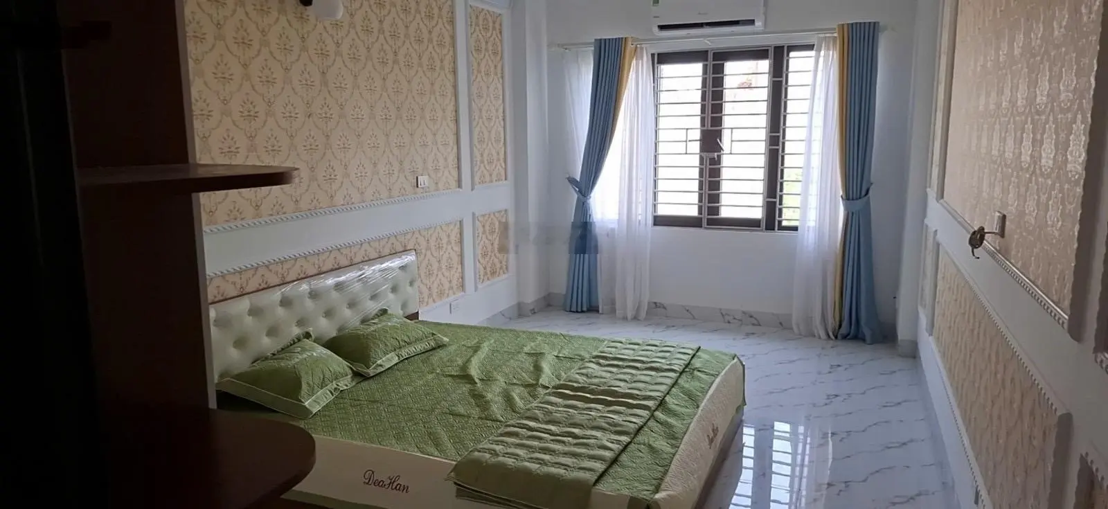 Bán nhà Nguyễn Khoái sổ đỏ - 4tỷ8