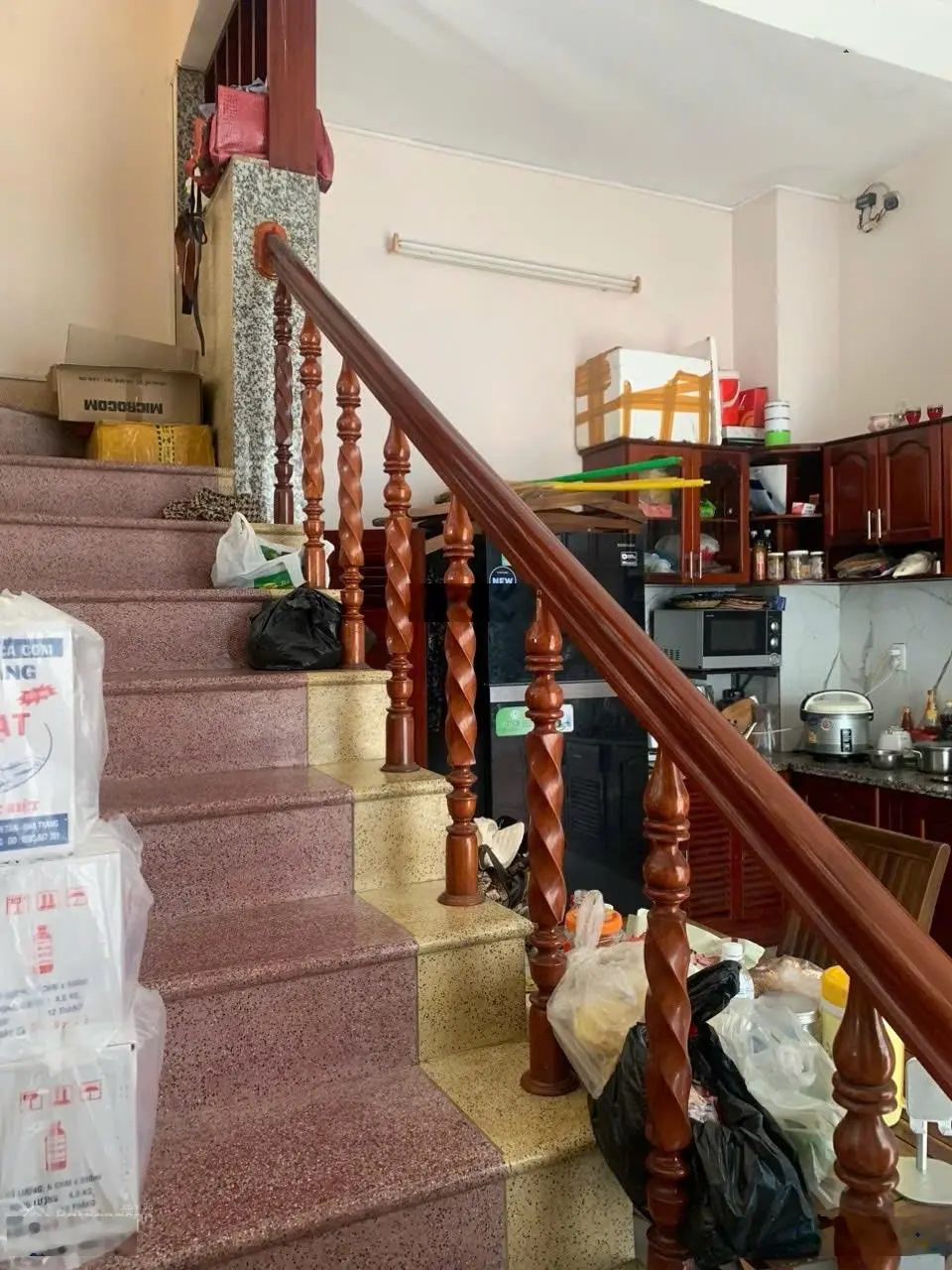 Hiếm có khó tìm nhà 2 mặt tiền thoáng kinh doanh vị trí sát biển