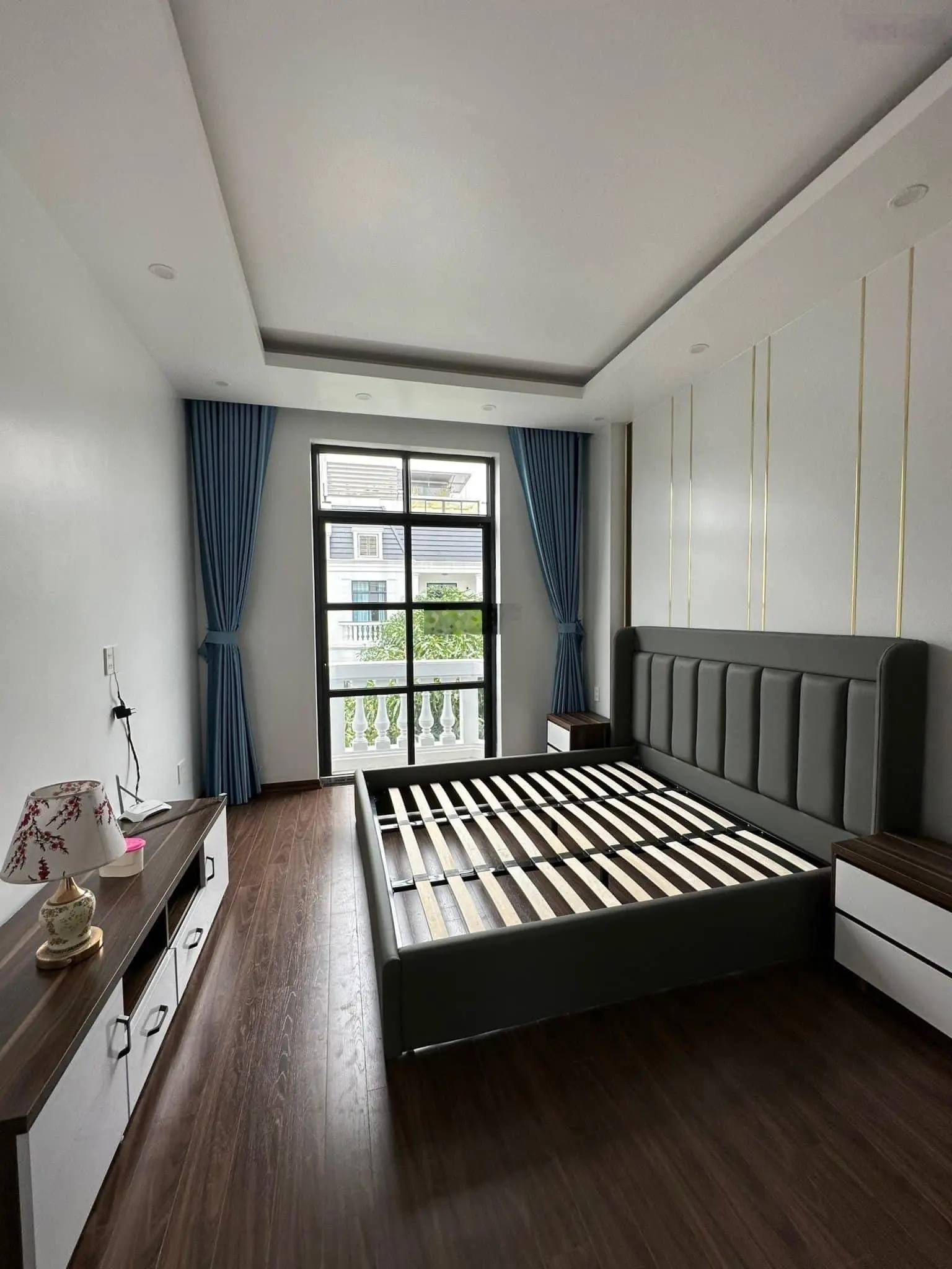 21,9 tỷ căn Manhattan 160m, thang máy, khu VIP hoàn thiện tâm huyết, thiết kế hiện đại