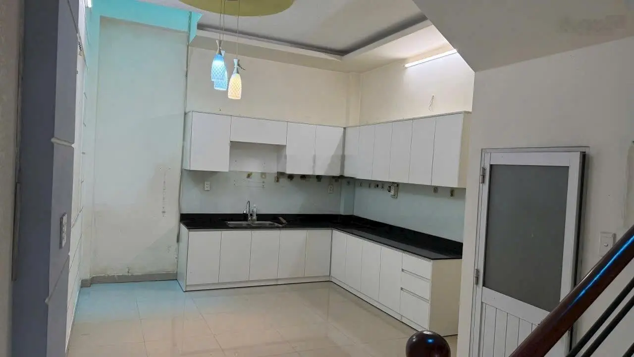 Bán nhà hẻm xe tải 1 sẹc đường Tam Bình, Thủ Đức, 57m2, giá chỉ 4,5 tỷ, sổ riêng