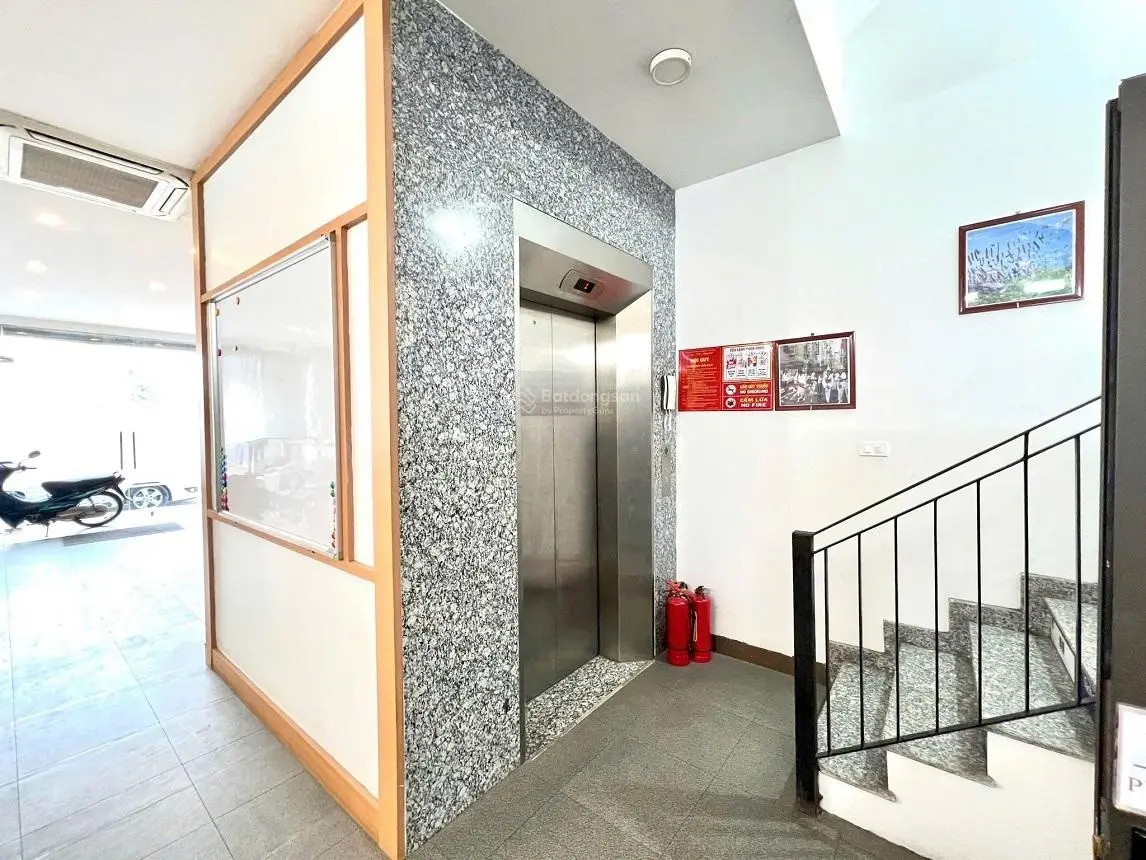 Bán mặt phố An Dương Vương, Tây Hồ: vị trí vàng, 170m, 4 tầng, mặt tiền rộng 7.5m, 38 tỷ!