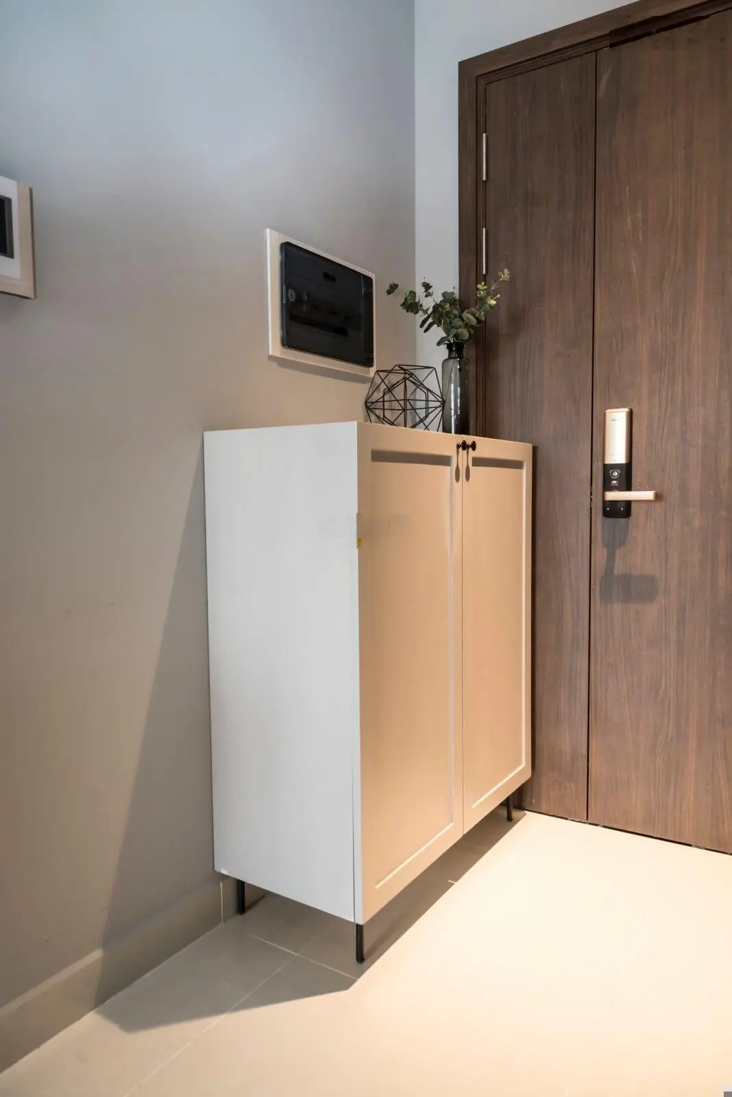 Bán gấp CH cao cấp Saigon Royal 86m2 - 2PN2WC. View sông SG. Full NT/ 8,2tỷ (bao gồm sổ, thuế phí)