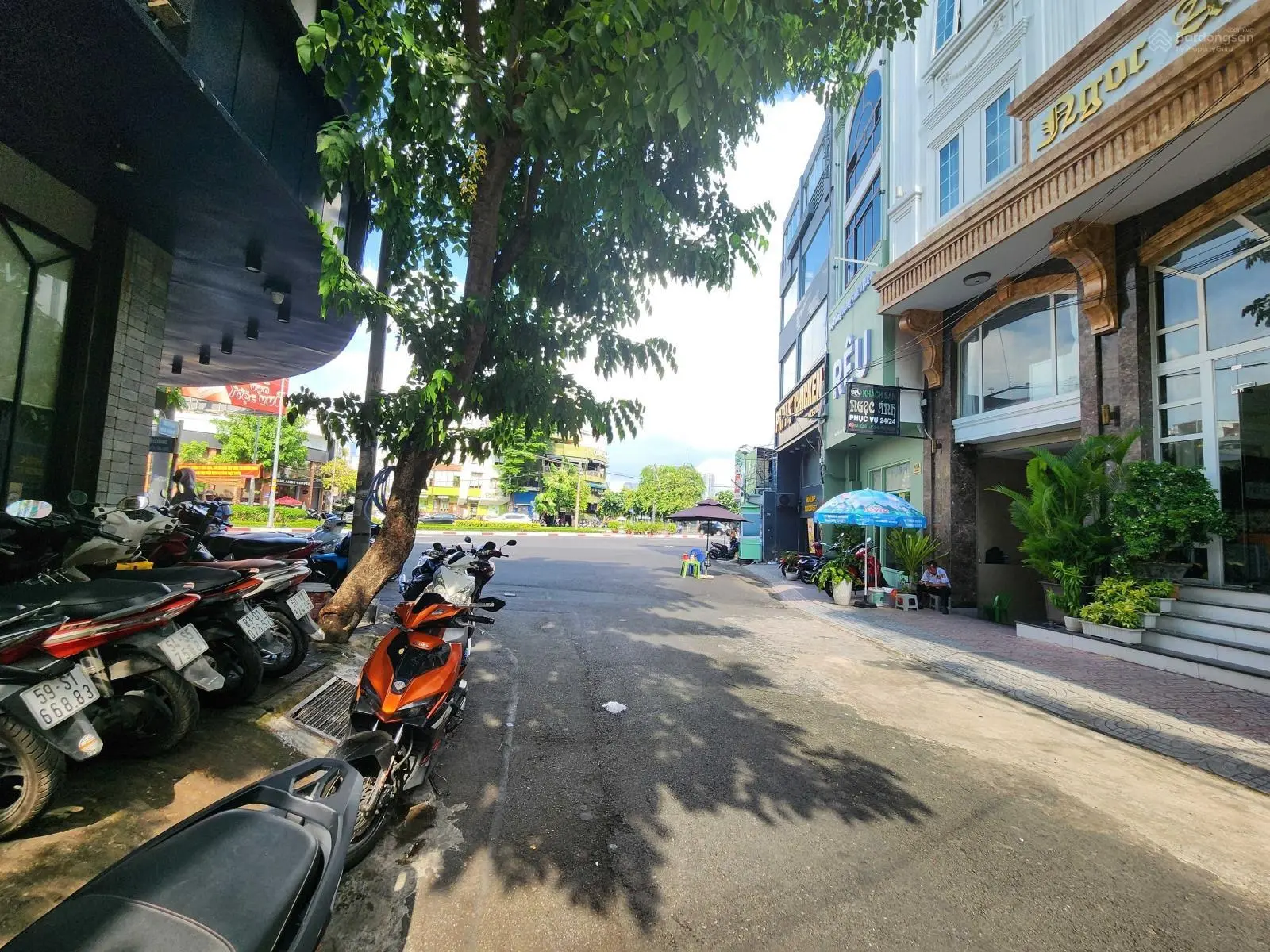 Siêu RẺ 36 tỷ! Bán MT ngang 8*16m ngay Đ. Hoa Lan, P. 02, Q. Phú Nhuận - 4 tầng
