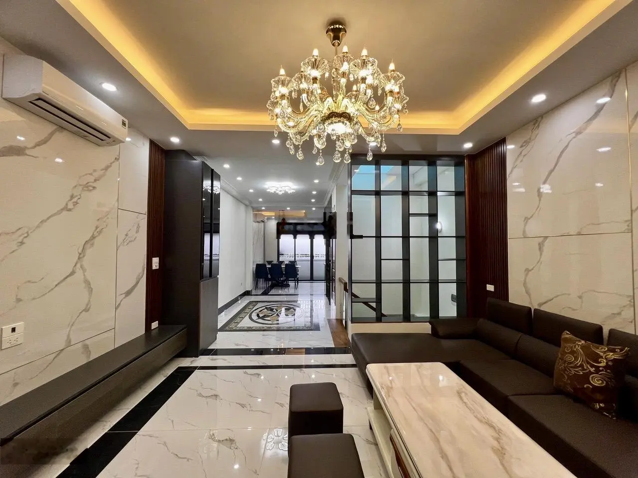 Bán nhà liền kề Văn Phú, 5 tầng, thang máy, kinh doanh ngày đêm, giá cần bán gấp