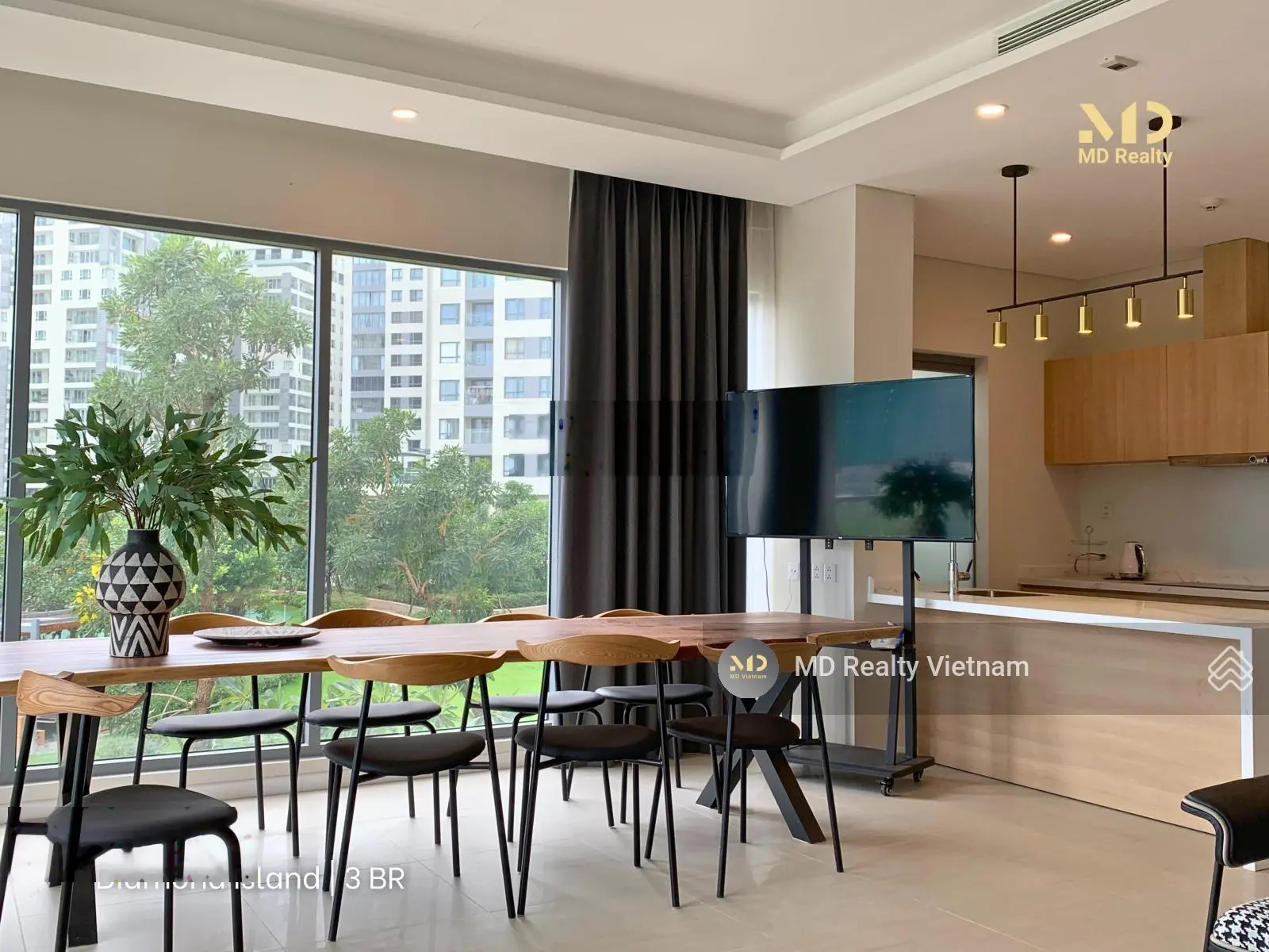 Cần bán căn hộ Đảo Kim Cương 135 m2 giá tốt nhất - 3 phòng ngủ, full nội thất