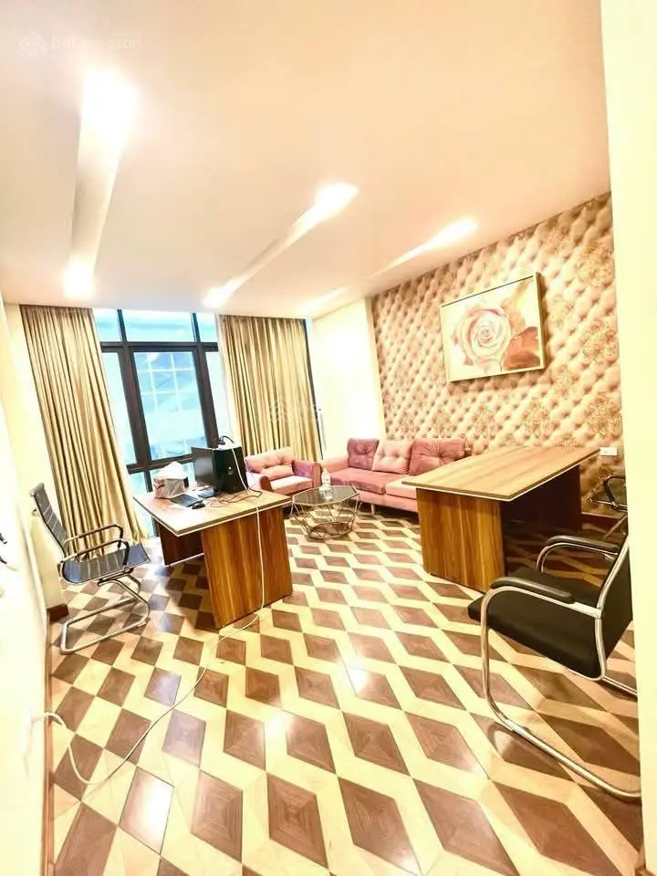 Bán nhà mặt phố Nguyễn Thị Định, 30 tỷ, 60m2, 8PN, 8WC, pháp lý đầy đủ, đẹp, nhiều tiện ích