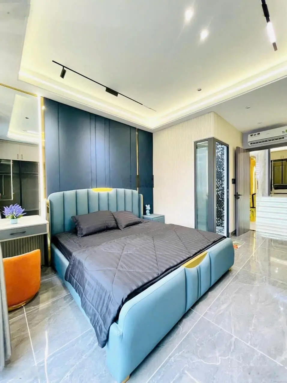 Bán nhà HXH 8m oto thông hẻm 319/47 Lê Văn Thọ P9 4 tầng 4PN 6WC có thang máy 4x18m full nội thất