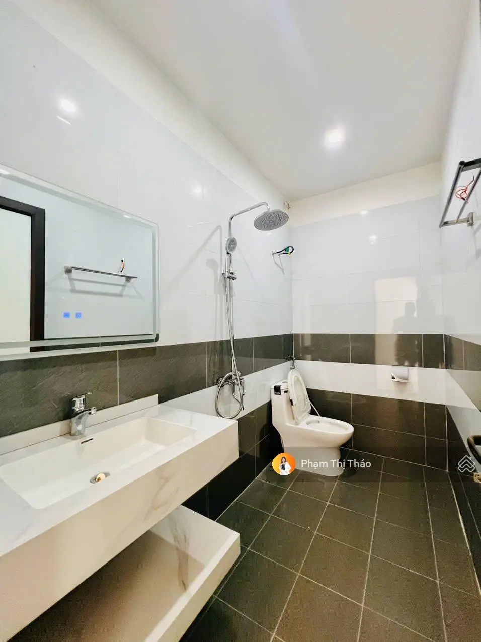 Đường rộng 5m, 2 ô tô tránh nhau, kinh doanh buôn bán được tại thị trấn An Dương