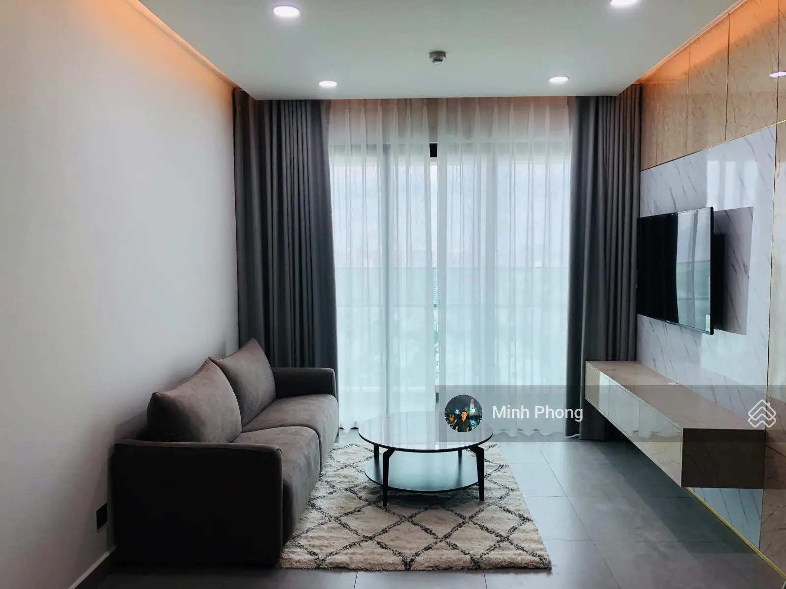 Bán căn hộ 2Pn - full nội thất - Sổ hồng riêng - Bancon Đông nam Feliz En Vista tại Quận 2