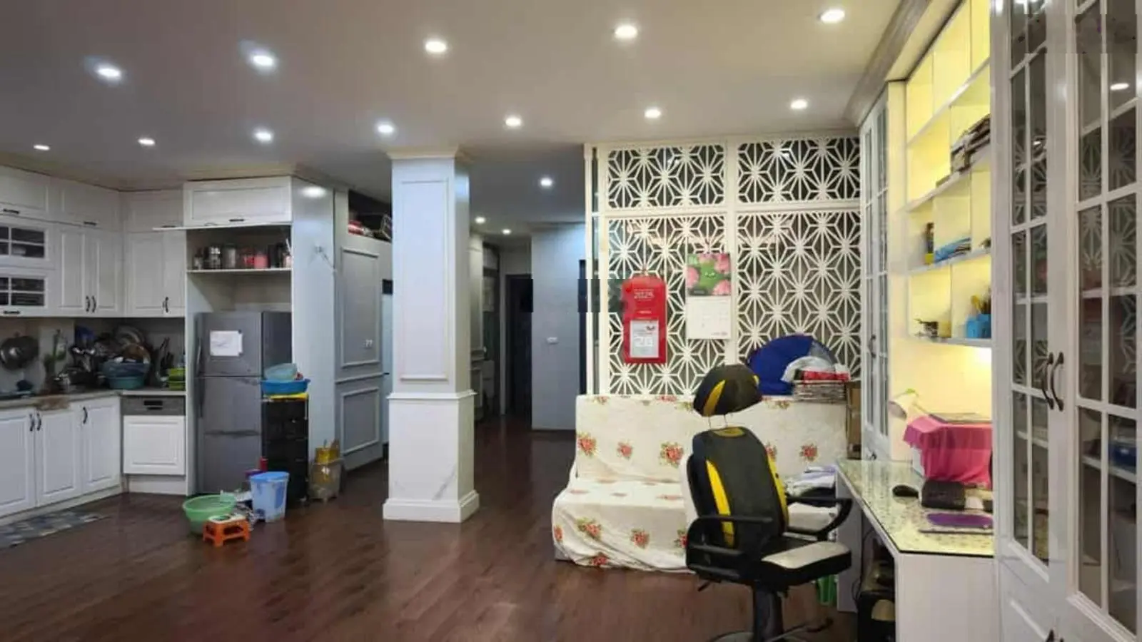 Bán nhà mặt phố Ngọc Lâm, Long Biên, DT 182m2 - LH: 0989819365