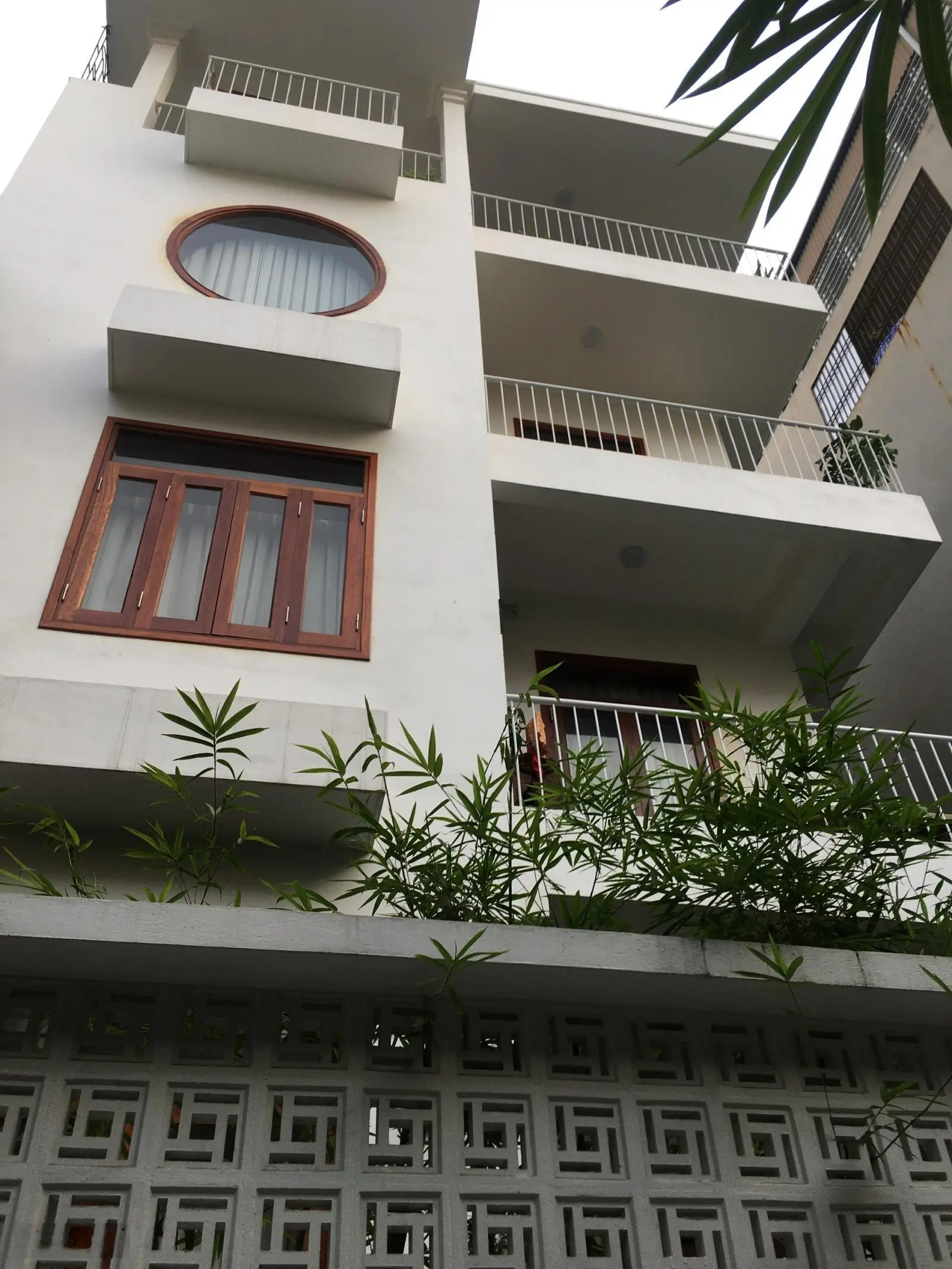 Bán nhà phố Nguyễn Công Hoan-Ngọc Khánh-60m2 - mặt tiền 6m-lôgóc - 3thoáng - ôtô tránh-kd - 17.8tỷ