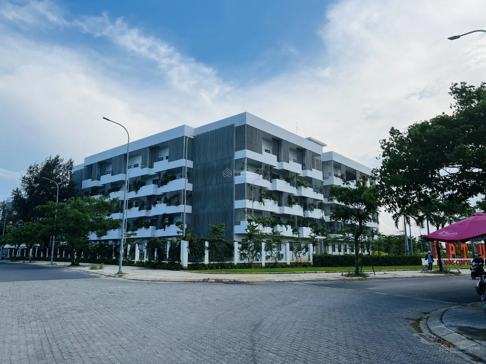 Cần bán gấp lô 180m2 - Hướng Nam - 4.7x tỷ