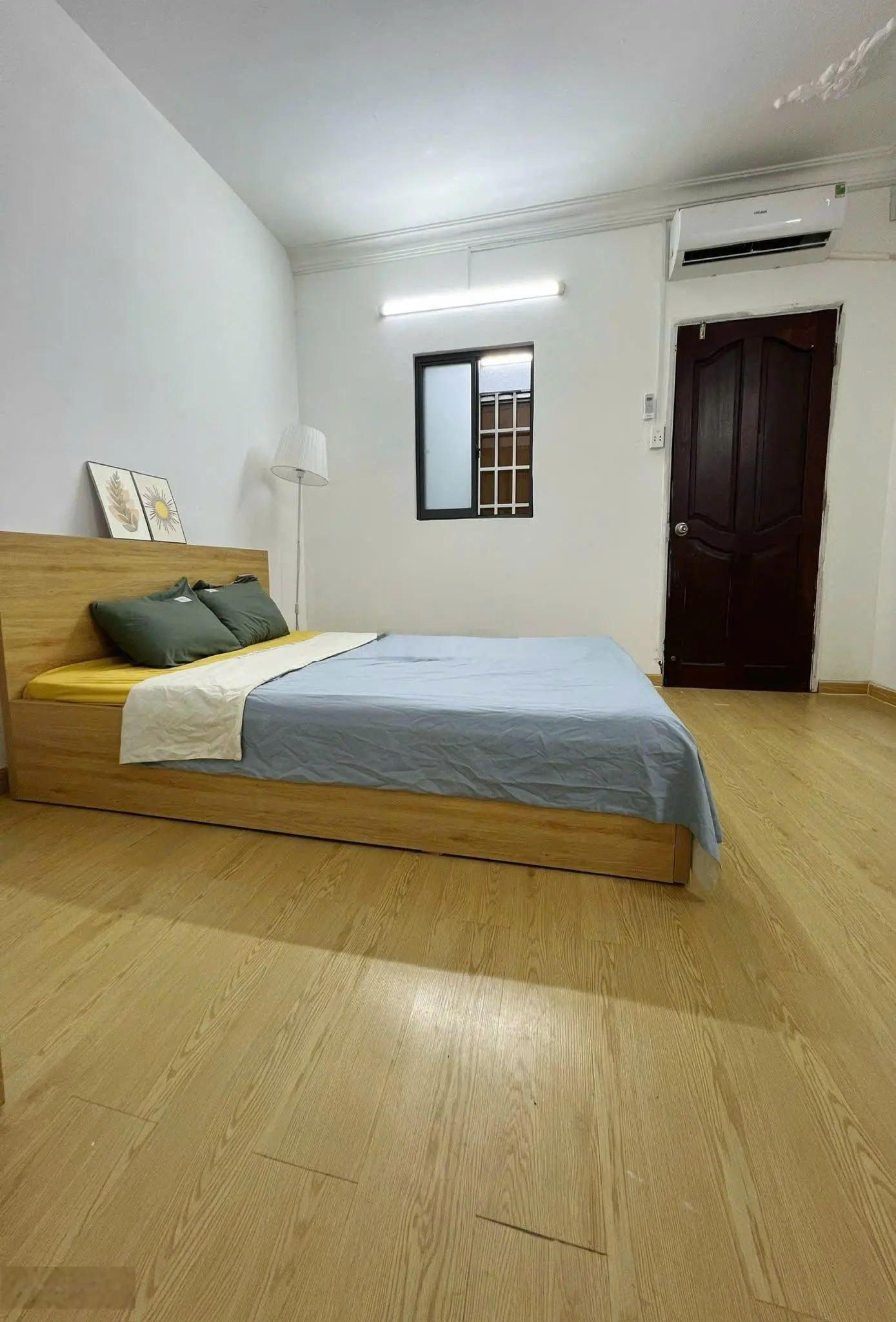 Bán căn hộ dịch vụ 20 phòng, đường xe tải, DT: 187m2 đất thu nhập 70 triệu/tháng Thống Nhất P16