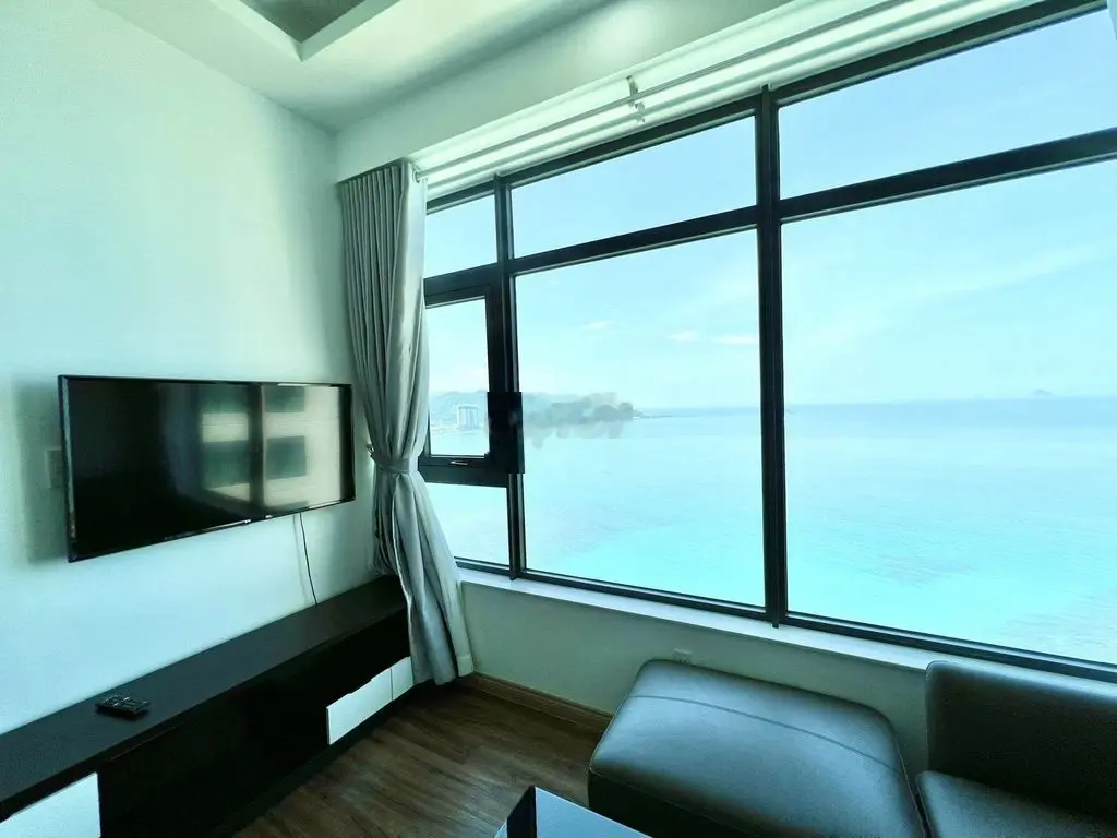 Chủ nhà buông xuôi bán tháo căn góc biển 65.66m2 giá quá rẻ 2.85 tỷ