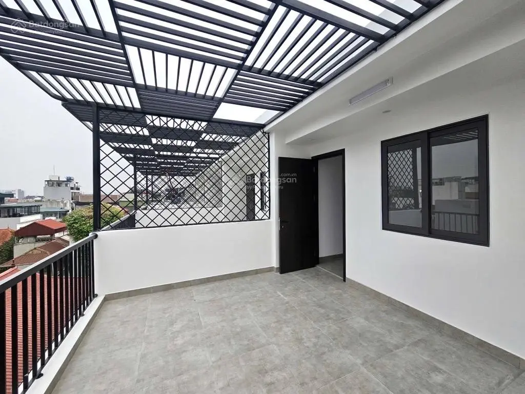 Quá đẹp nhà Cổ Linh hơn 8tỷ 6tầng - gara ô tô - thang máy nhà đẹp đón tết vị trí đẹp full nội thất