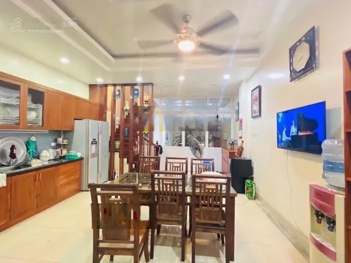 Bán nhà mặt phố Nguyễn Văn Lộc Hà Đông. Vị trí trung tâm, kinh doanh đỉnh cao. 5 tầng 100m2 42,5 tỷ