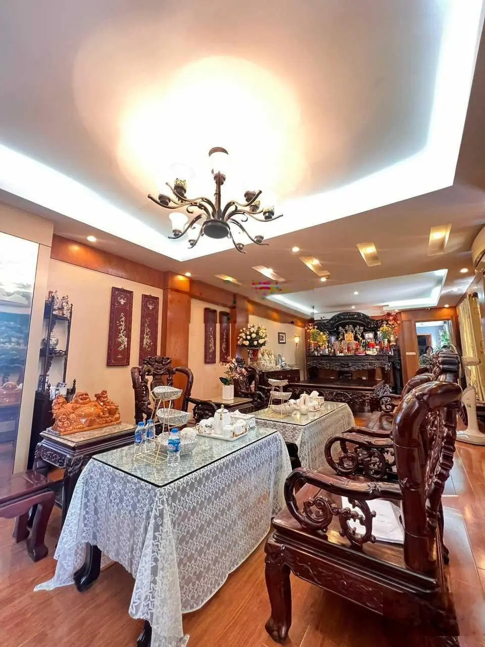 Bán biệt thự đỉnh cao mặt tiền quyền lực sổ đỏ phân lô - ô tô tránh trước nhà - tặng full nội thất
